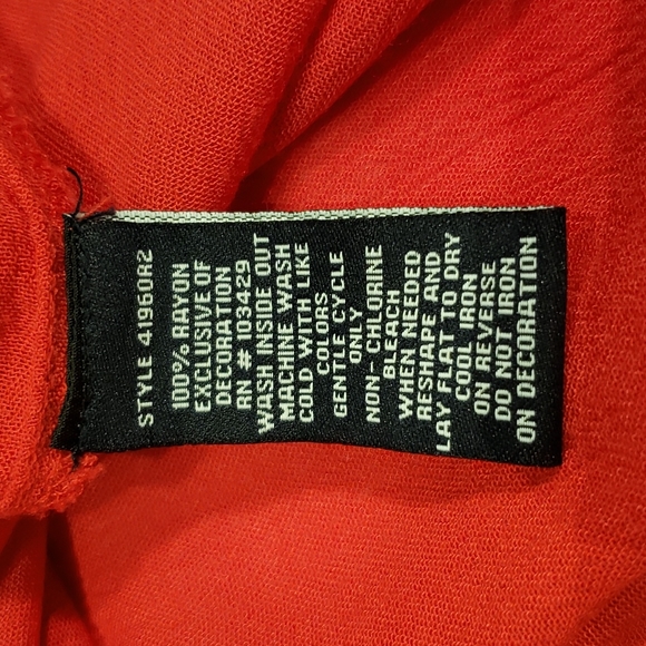 Red Terre Bleue embroidered top in a medium - Picture 6 of 6